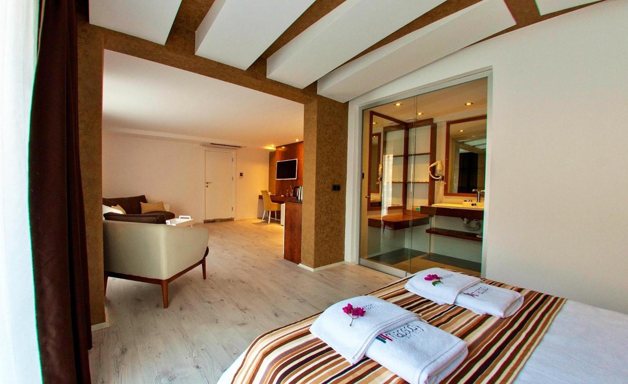 Rhapsody Hotel & Spa Kalkan (Adults Only) Buitenkant foto